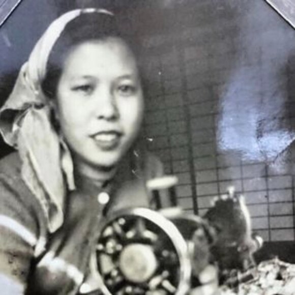 Meet your Posher, Mary - Picture 6 of 7